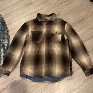 Men’s Large Heavyweight Premium Outdoor Flannel Jacket